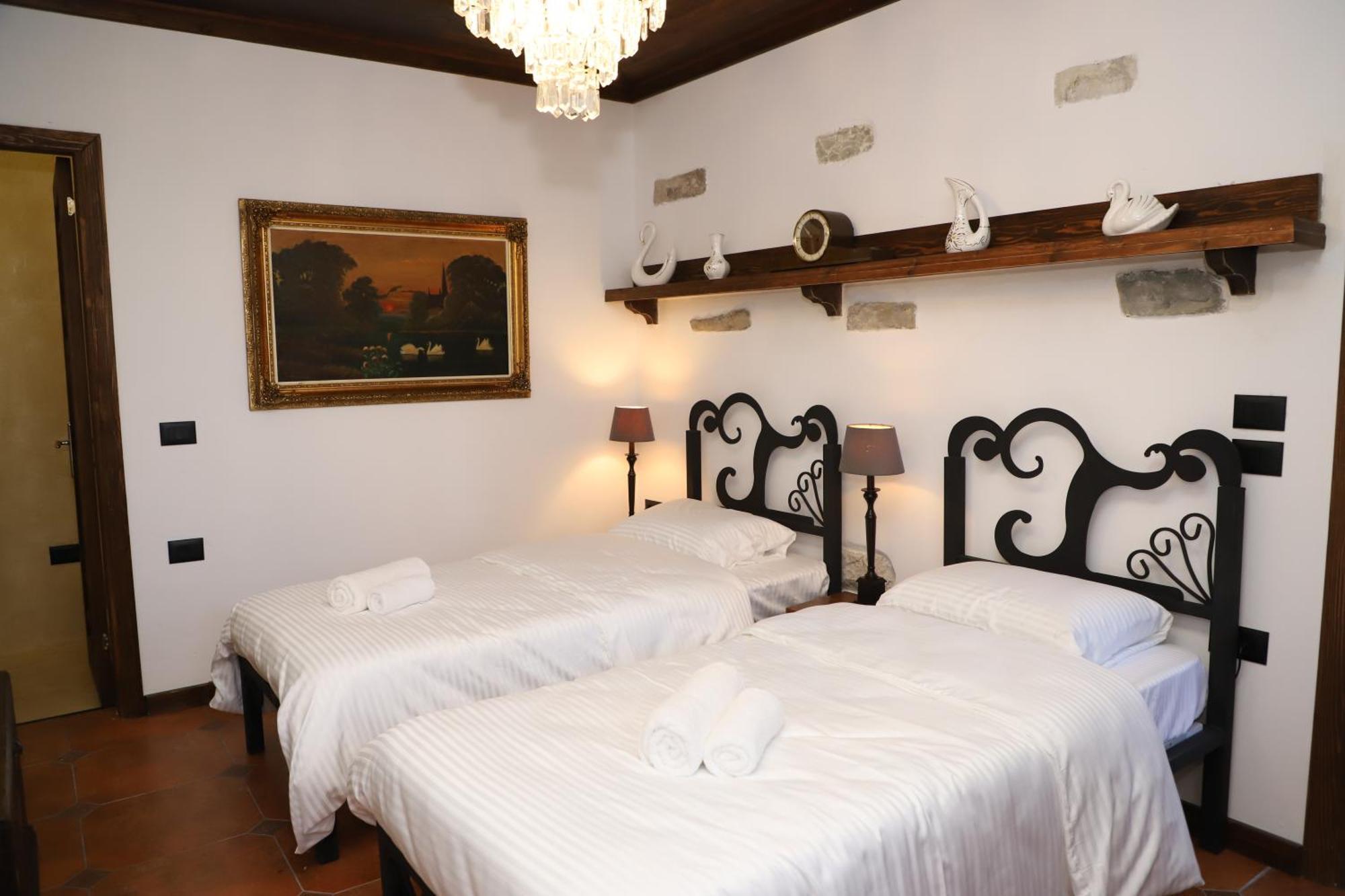 Vila Art Berat Castle Ngoại thất bức ảnh