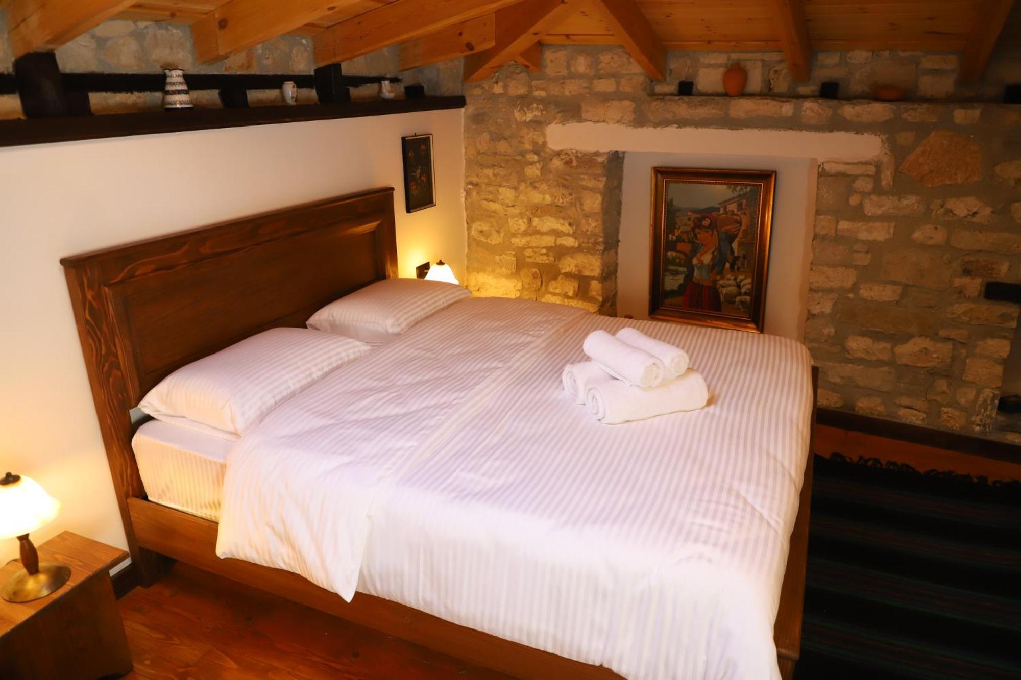 Vila Art Berat Castle Ngoại thất bức ảnh