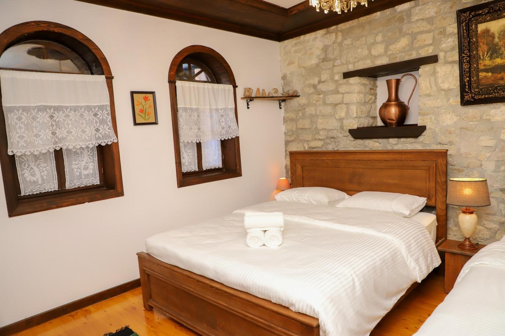 Vila Art Berat Castle Ngoại thất bức ảnh