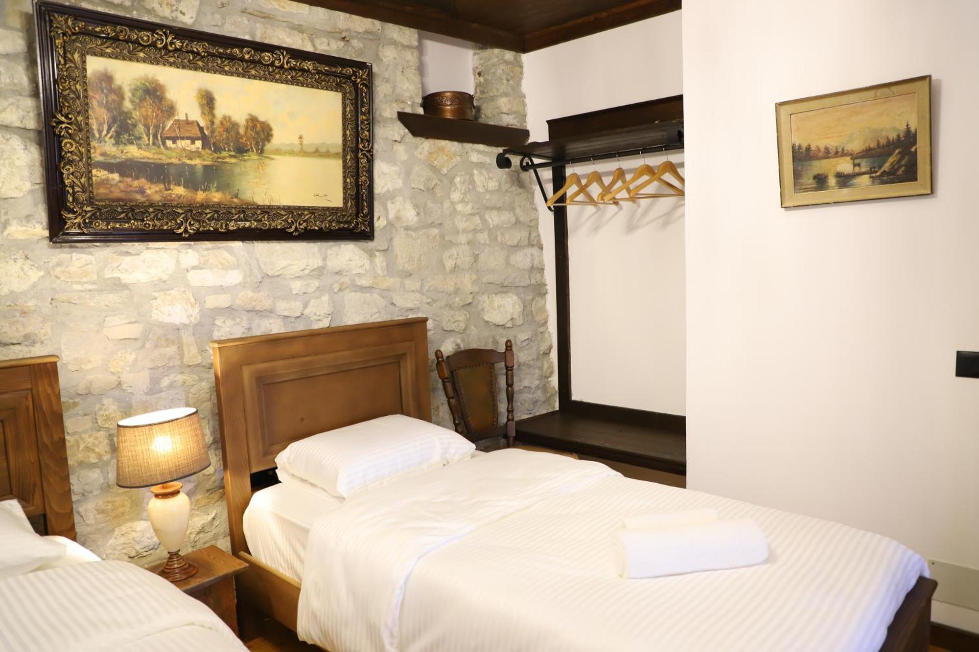 Vila Art Berat Castle Ngoại thất bức ảnh