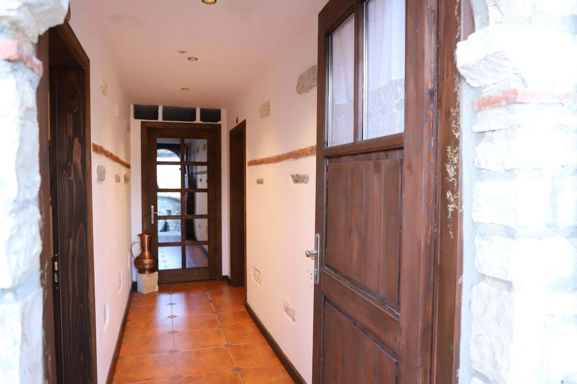 Vila Art Berat Castle Ngoại thất bức ảnh
